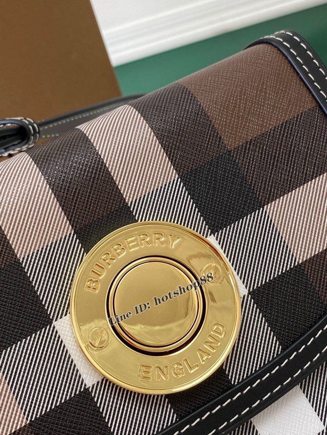 Burberry專櫃新款小號斜背包 巴寶莉全皮肩背女包 yxb1290